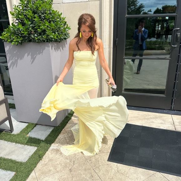 Deme by Gabriella Dahlia Gown in Butter Yellow - Picture 5 of 5